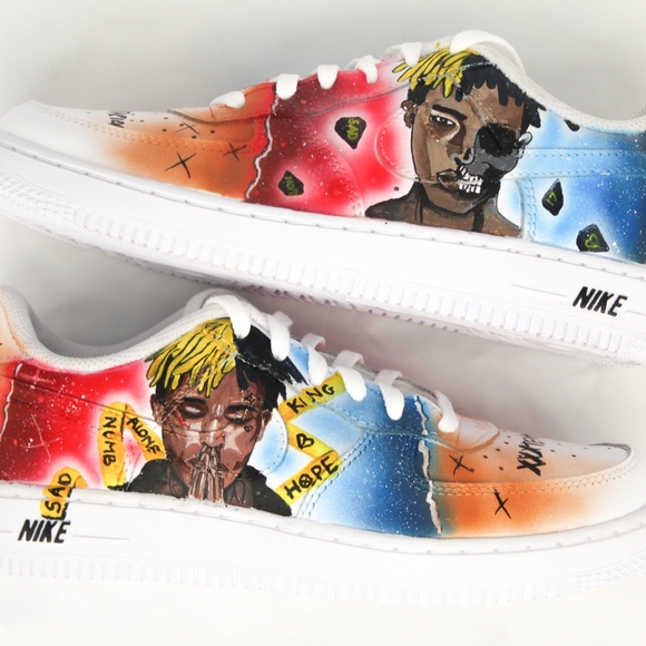 Custom Shoe - Picture 1 of 4